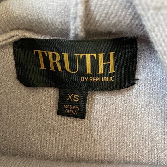 Truth By Republic Long Sleeve Cropped Hoodie Sweater Super Soft Size XS - Picture 4 of 8